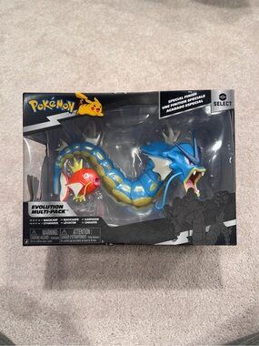 NEW Target x Pokemon Gyarados and Magikarp Evolution Mutli-Pack
